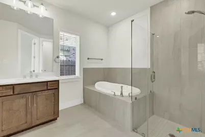 1031 Lime Gruene, New Braunfels, TX 78130 - Photo 25