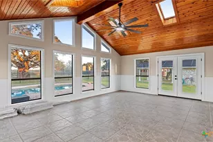 13035 E Tonne Dr, New Braunfels, TX 78132 - Photo 17