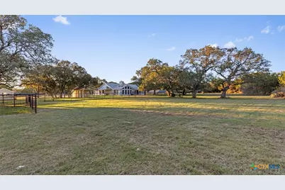 13035 E Tonne Drive, New Braunfels, TX 78132 - Photo 37