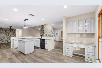 13035 E Tonne Drive, New Braunfels, TX 78132 - Photo 13