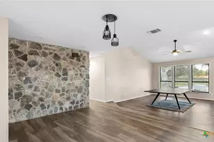 13035 E Tonne Dr, New Braunfels, TX 78132 - Photo 9