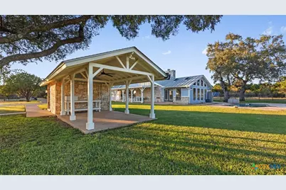 13035 E Tonne Drive, New Braunfels, TX 78132 - Photo 33