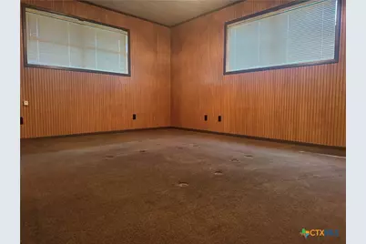 1209 E Morgan Avenue, Cuero, TX 77954 - Photo 15