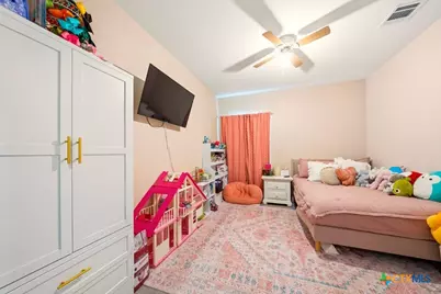 9109 Honey Mesquite, Seguin, TX 78155 - Photo 15