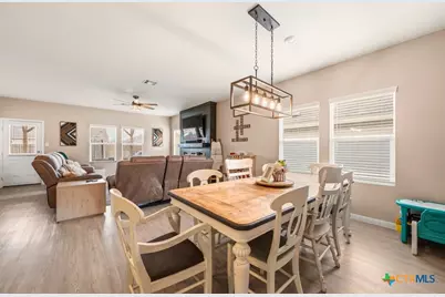 9109 Honey Mesquite, Seguin, TX 78155 - Photo 3