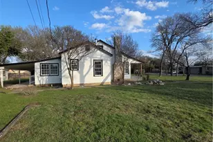 1001 N Penelope St, Belton, TX 76513 - Photo 3