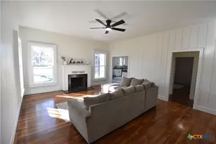 1001 N Penelope St, Belton, TX 76513 - Photo 23