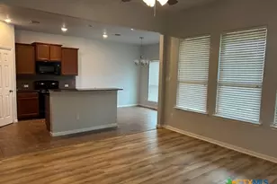 8107 Hawthorn, Temple, TX 76502 - Photo 5