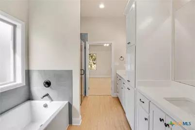 1212 Madyson Lane, Salado, TX 76571 - Photo 9