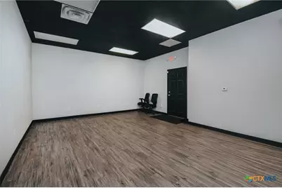 13102 N Navarro, Victoria, TX 77904 - Photo 27