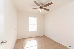 4405 Teri Rd, Austin, TX 78744 - Photo 7