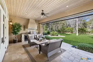 358 Mariposa Loop, New Braunfels, TX 78132 - Photo 31