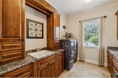 358 Mariposa Loop, New Braunfels, TX 78132 - Photo 27