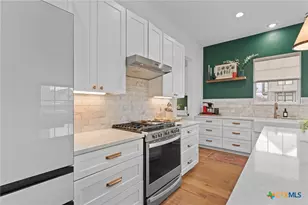 415 Alexander Ave, New Braunfels, TX 78130 - Photo 13