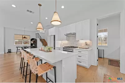 415 Alexander Avenue, New Braunfels, TX 78130 - Photo 1