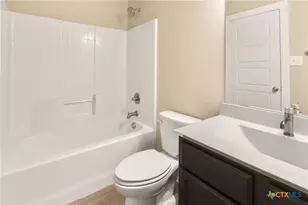 541 Creekside Frst, New Braunfels, TX 78130 - Photo 13