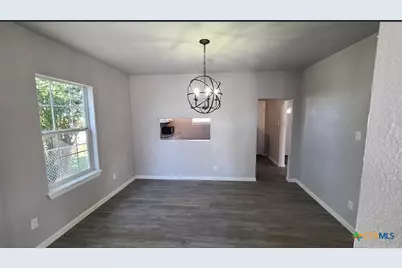 205 E Martin Luther King Jr Boulevard, Taylor, TX 76574 - Photo 11