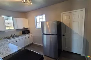 205 E Martin Luther King Jr Blvd, Taylor, TX 76574 - Photo 3