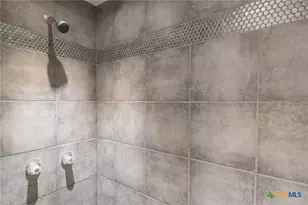 803 Happy Haven Rd, Mcqueeney, TX 78123 - Photo 33