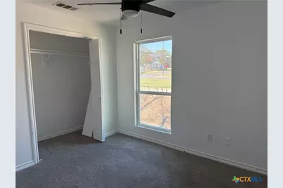 809 W Avenue D, Belton, TX 76513 - Photo 15