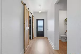 598 Summersweet Rd, New Braunfels, TX 78130 - Photo 5