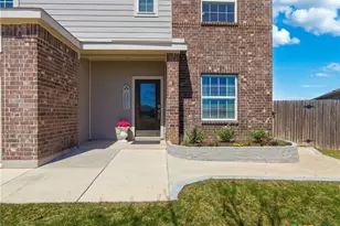 598 Summersweet Rd, New Braunfels, TX 78130 - Photo 3