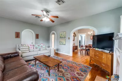 1106 S 11th Street, Temple, TX 76504 - Photo 5