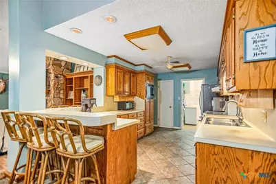 540 Royal Road, Port Lavaca, TX 77979 - Photo 13