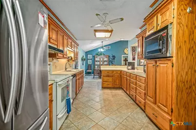 540 Royal Road, Port Lavaca, TX 77979 - Photo 15