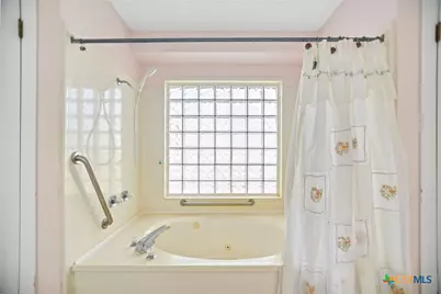 540 Royal Road, Port Lavaca, TX 77979 - Photo 29