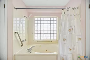 540 Royal Rd, Port Lavaca, TX 77979 - Photo 29