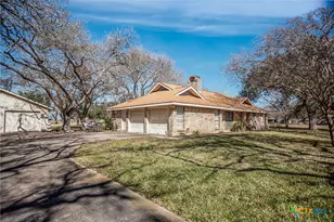 540 Royal Rd, Port Lavaca, TX 77979 - Photo 3