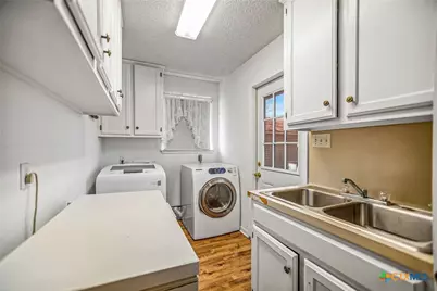 540 Royal Road, Port Lavaca, TX 77979 - Photo 17