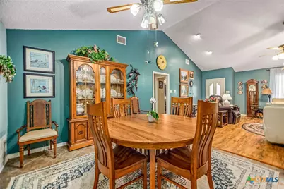 540 Royal Road, Port Lavaca, TX 77979 - Photo 11