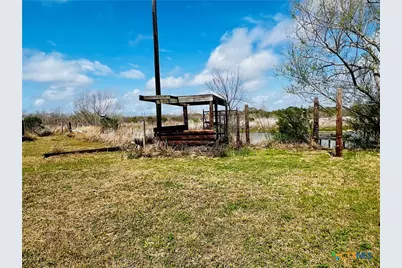 607 Quail Meadow Road, Seadrift, TX 77983 - Photo 15