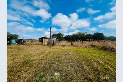 607 Quail Meadow Road, Seadrift, TX 77983 - Photo 41