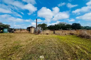 607 Quail Meadow Rd, Seadrift, TX 77983 - Photo 41