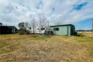 607 Quail Meadow Rd, Seadrift, TX 77983 - Photo 43