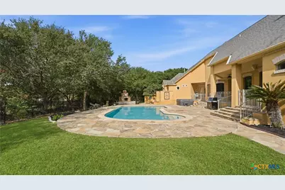 9752 Trophy Oaks Drive, San Antonio, TX 78266 - Photo 37
