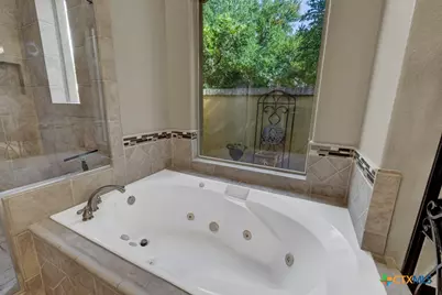 9752 Trophy Oaks Drive, San Antonio, TX 78266 - Photo 27