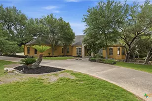 9752 Trophy Oaks Dr, San Antonio, TX 78266 - Photo 3