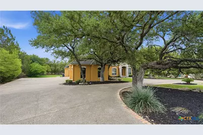 9752 Trophy Oaks Drive, San Antonio, TX 78266 - Photo 3