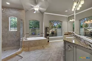 9752 Trophy Oaks Dr, San Antonio, TX 78266 - Photo 19