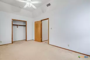 2132 Northcrest Dr, New Braunfels, TX 78130 - Photo 21