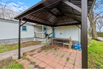 201 N 10th Street, Buckholts, TX 76518 - Photo 5