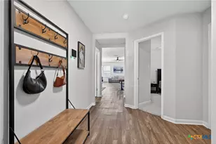 2542 McCrae, New Braunfels, TX 78130 - Photo 5