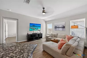 2542 McCrae, New Braunfels, TX 78130 - Photo 7