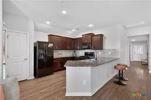 2542 McCrae, New Braunfels, TX 78130 - Photo 9