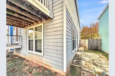 338 Trestle Tree #C, San Marcos, TX 78666 - Photo 3