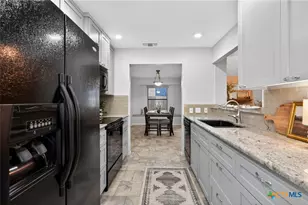 1719 Ridgeway Dr, Temple, TX 76502 - Photo 9